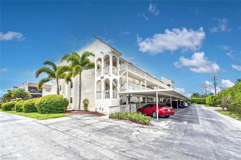 9395 PENNSYLVANIA AVE 4 BONITA SPRINGS, FL 34135