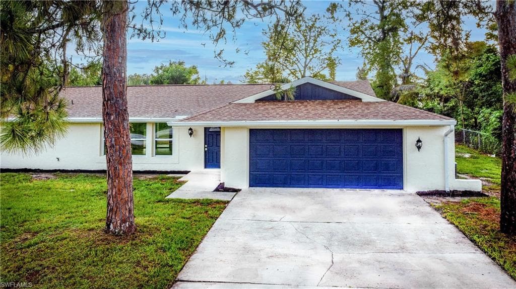 301 Edward AVE LEHIGH ACRES, FL 33936