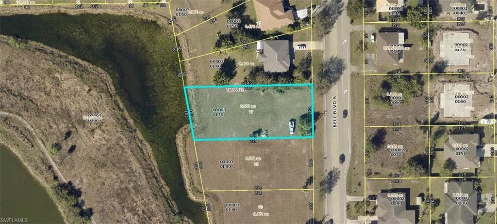 684 Bell BLVD S LEHIGH ACRES, FL 33974
