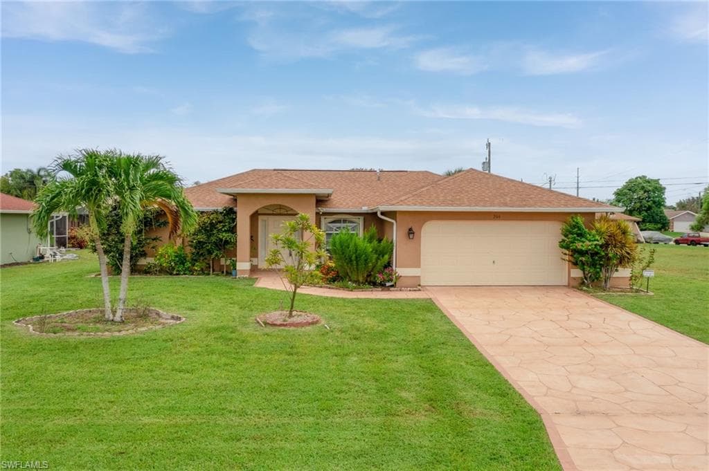 206 SE 1st PL CAPE CORAL, FL 33990