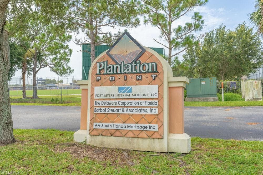 13861 Plantation RD 103 FORT MYERS, FL 33912