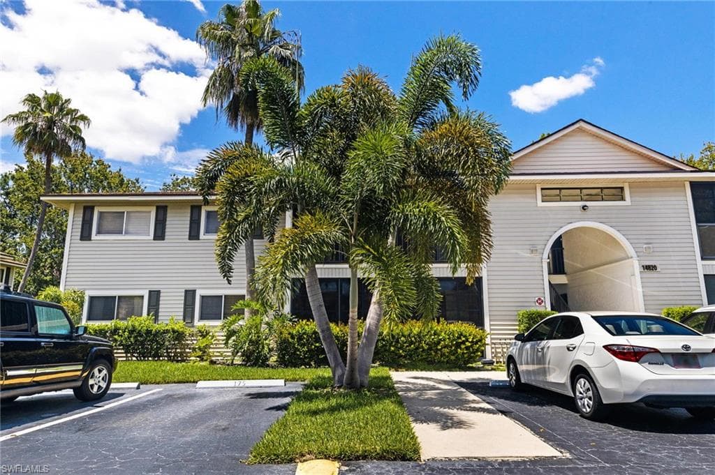 14820 Summerlin Woods DR 1 FORT MYERS, FL 33919