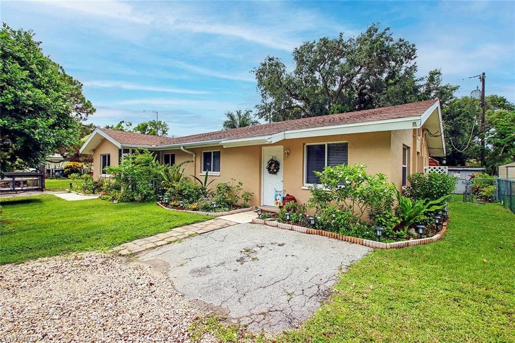 816-820 Indiana AVE FORT MYERS, FL 33919