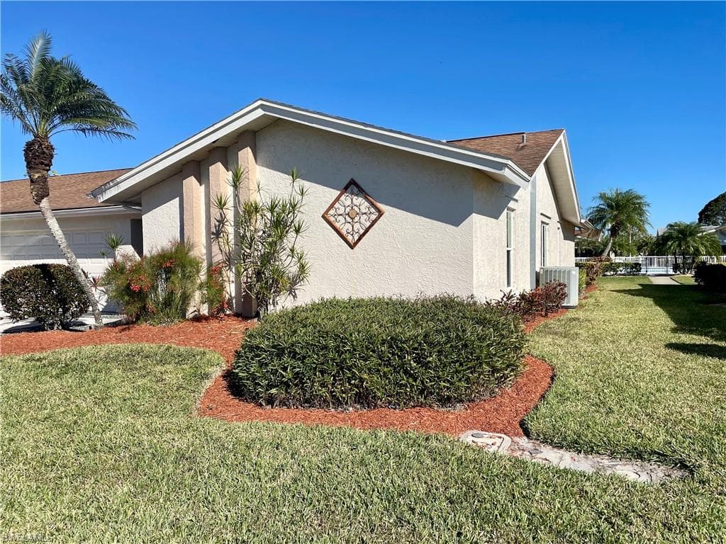 5672 Balkan CT FORT MYERS, FL 33919