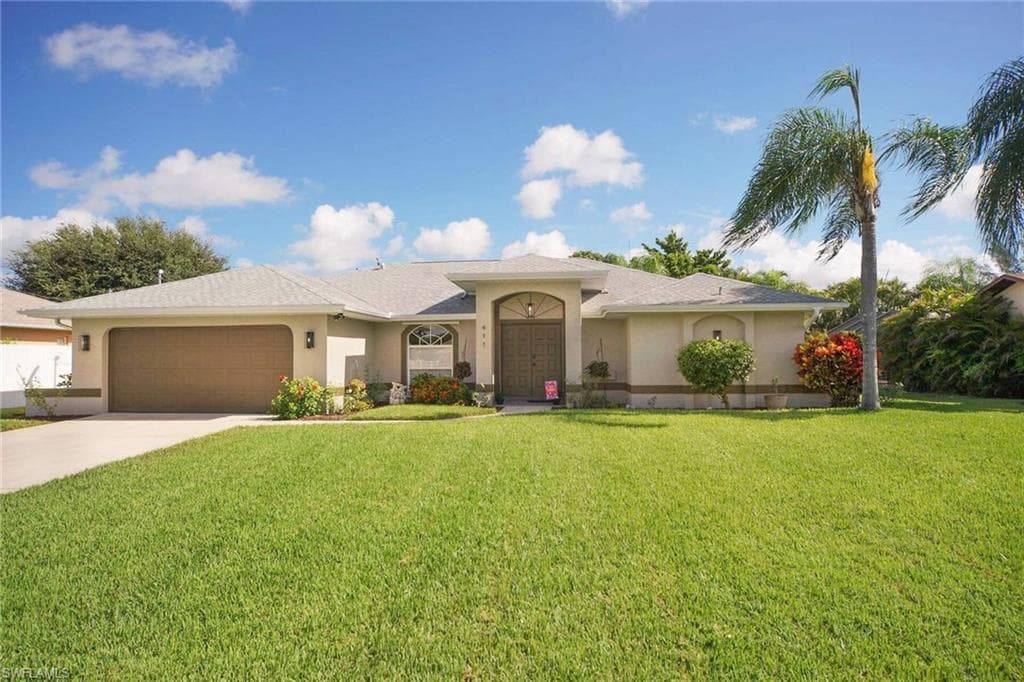 411 SE 30th ST CAPE CORAL, FL 33904