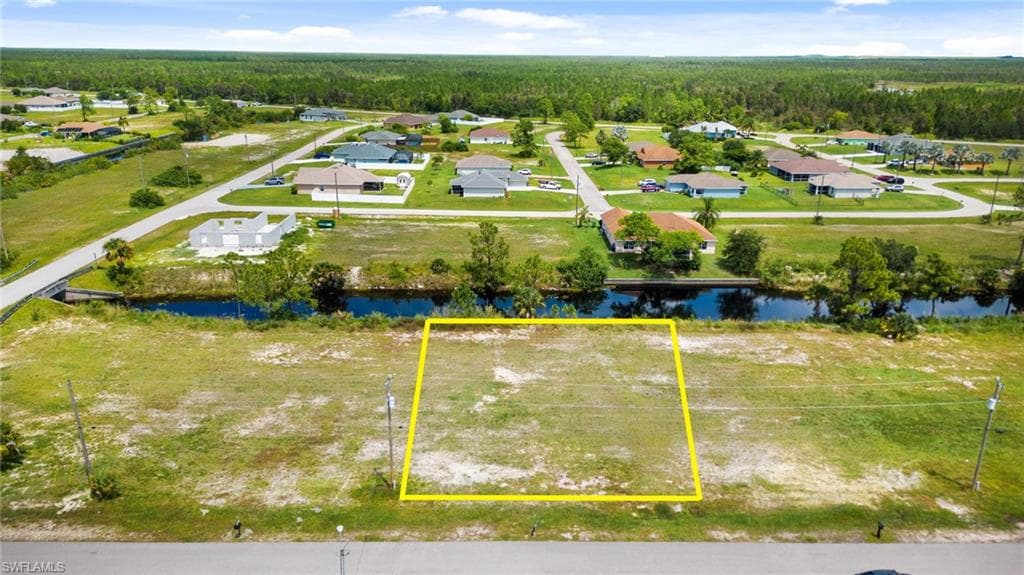 1009 NE 44th ST CAPE CORAL, FL 33909