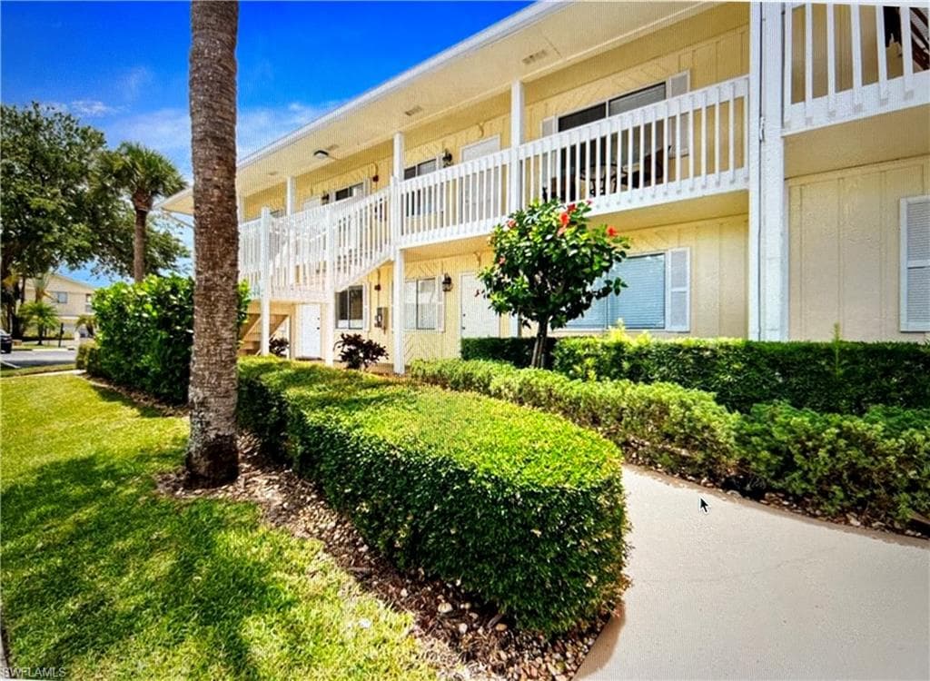 4617 Bayshore DR H2 NAPLES, FL 34112
