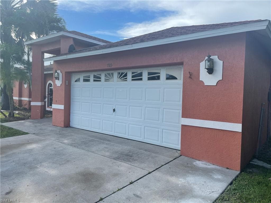 1703 SE 8th ST CAPE CORAL, FL 33990
