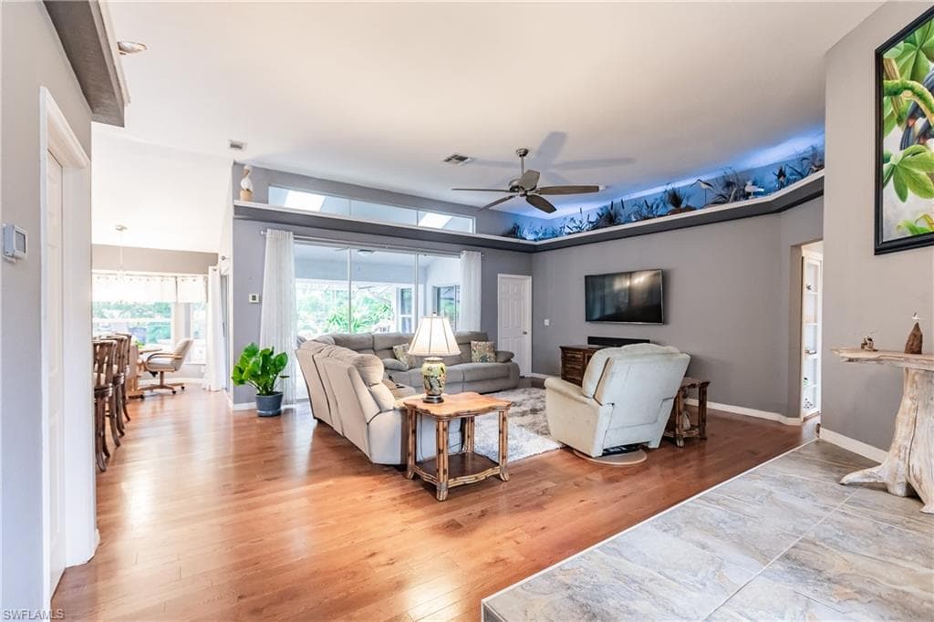 10261 Boca CIR NAPLES, FL 34109