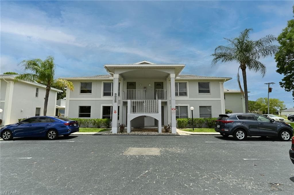 5031 SW 16th PL 101 CAPE CORAL, FL 33914