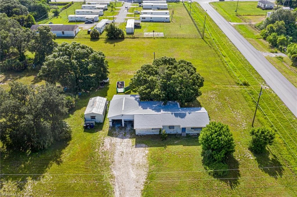 7565 Suncoast DR NORTH FORT MYERS, FL 33917