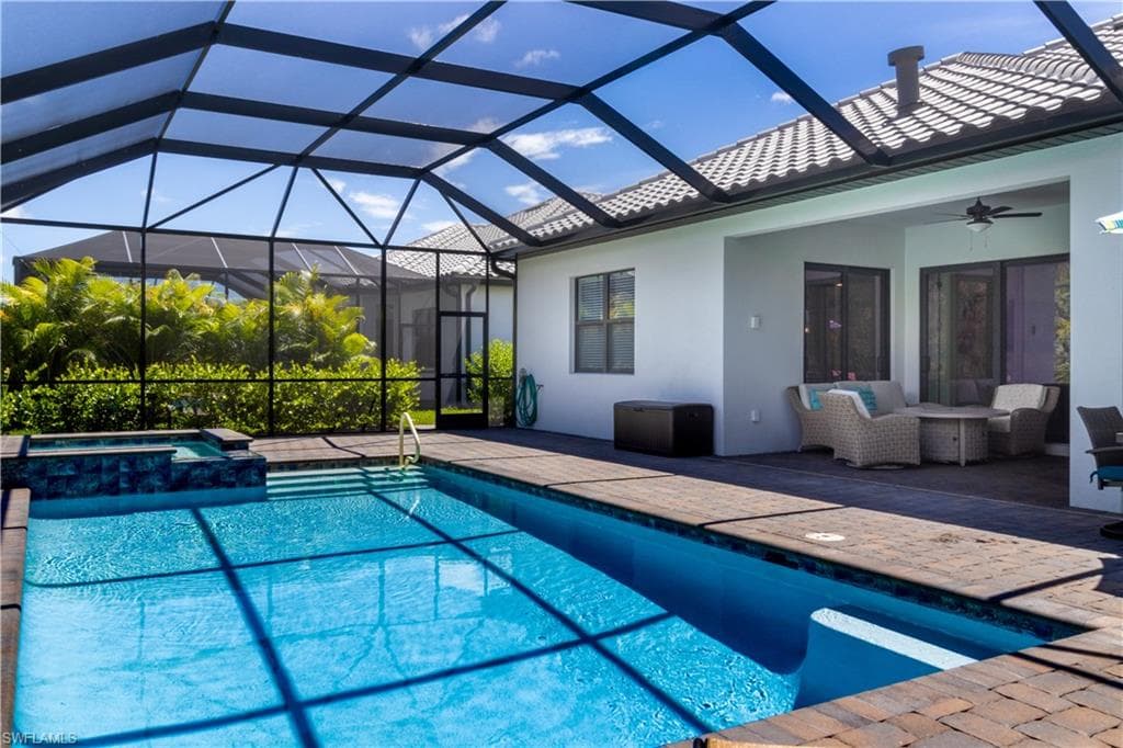 2312 Grenadines WAY NAPLES, FL 34120