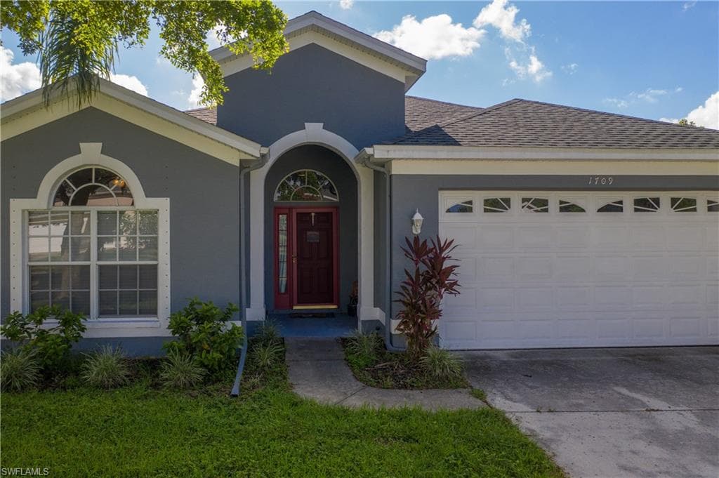 1709 Emerald Cove DR CAPE CORAL, FL 33991
