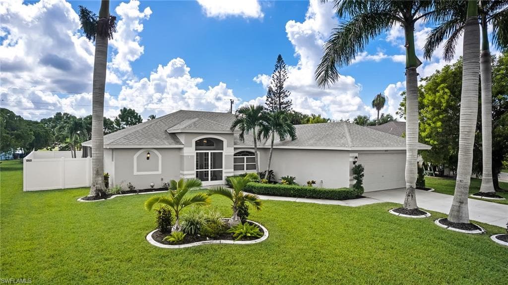 2217 8th PL CAPE CORAL, FL 33990
