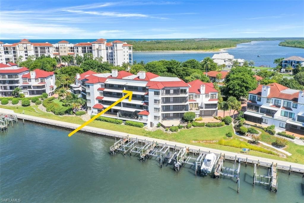 342 La Peninsula BLVD 342 NAPLES, FL 34113