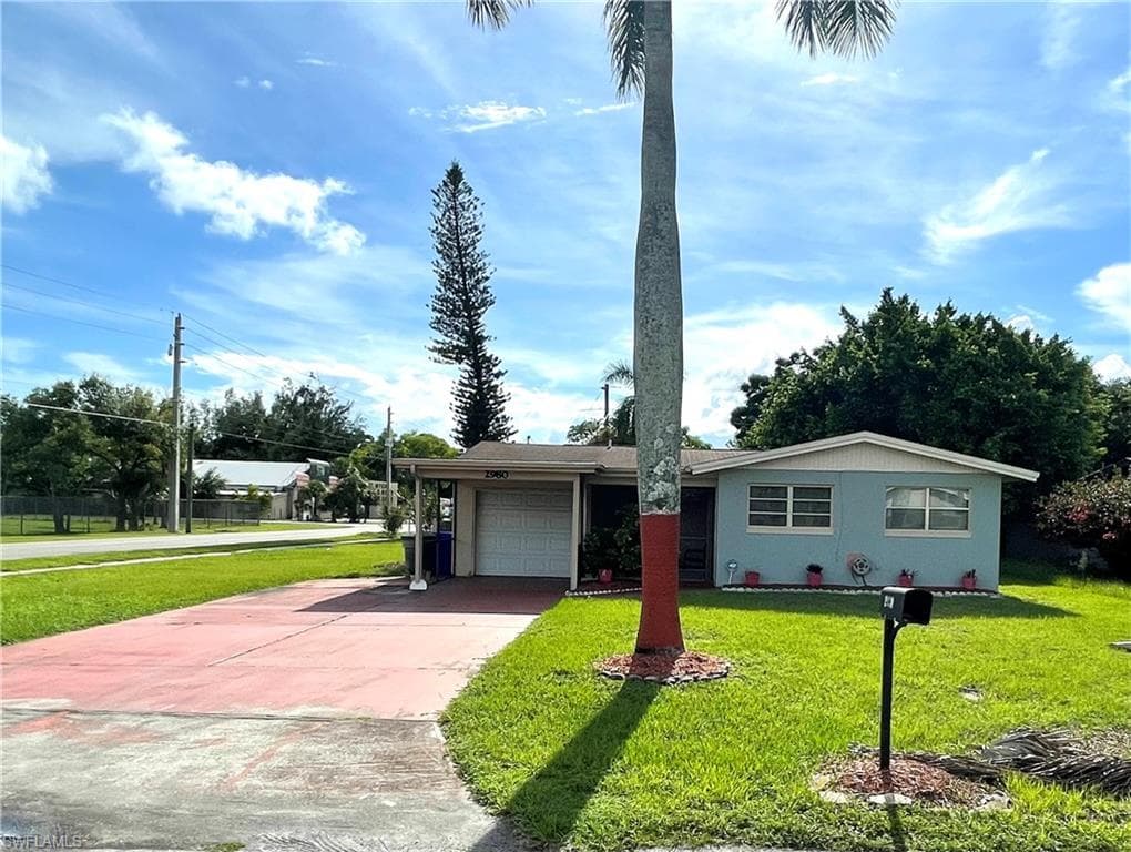 2980 Meadow AVE FORT MYERS, FL 33901