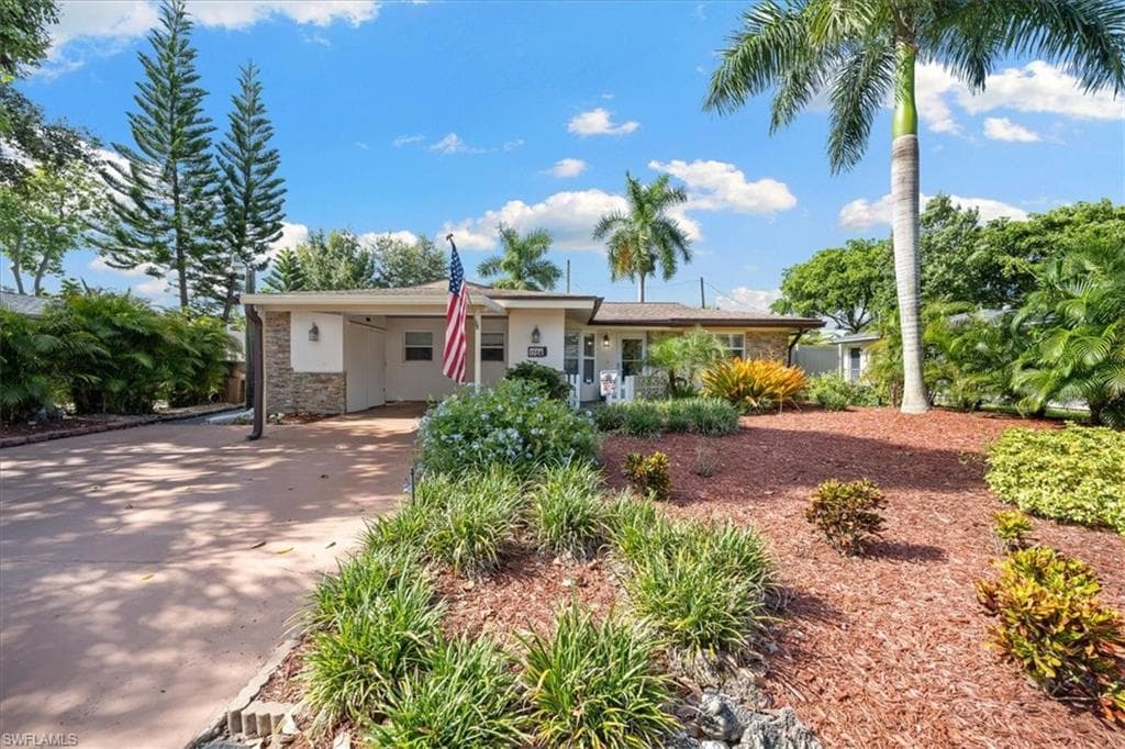 1708 Jefferson AVE FORT MYERS, FL 33901