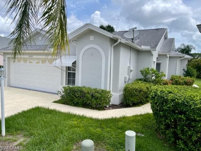 10702 Rio Mar CIR ESTERO, FL 33928