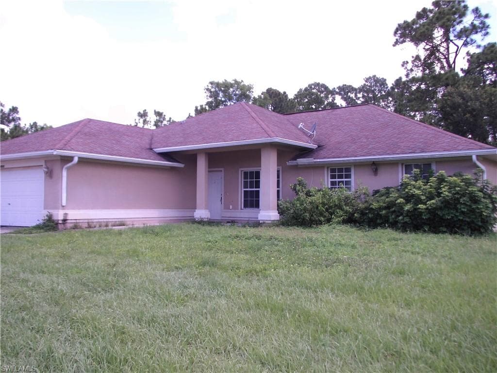4900 Lee BLVD LEHIGH ACRES, FL 33971