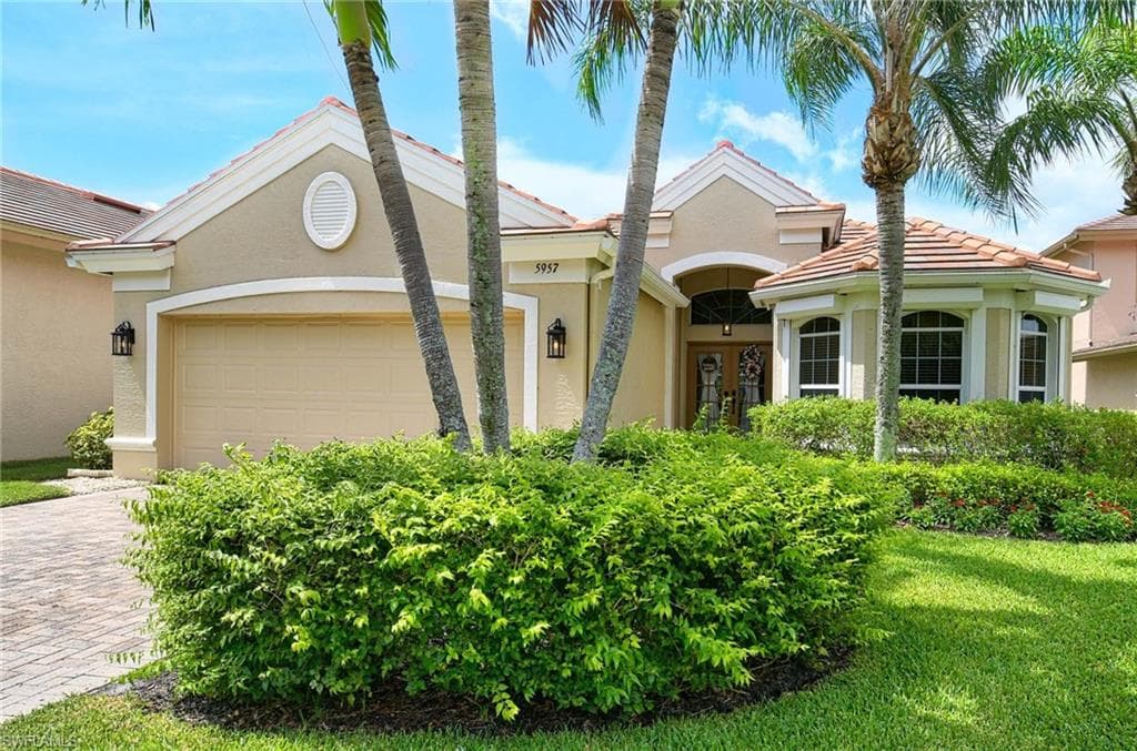 5957 Ashford LN NAPLES, FL 34110