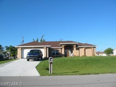 702 SW 8th CT CAPE CORAL, FL 33991