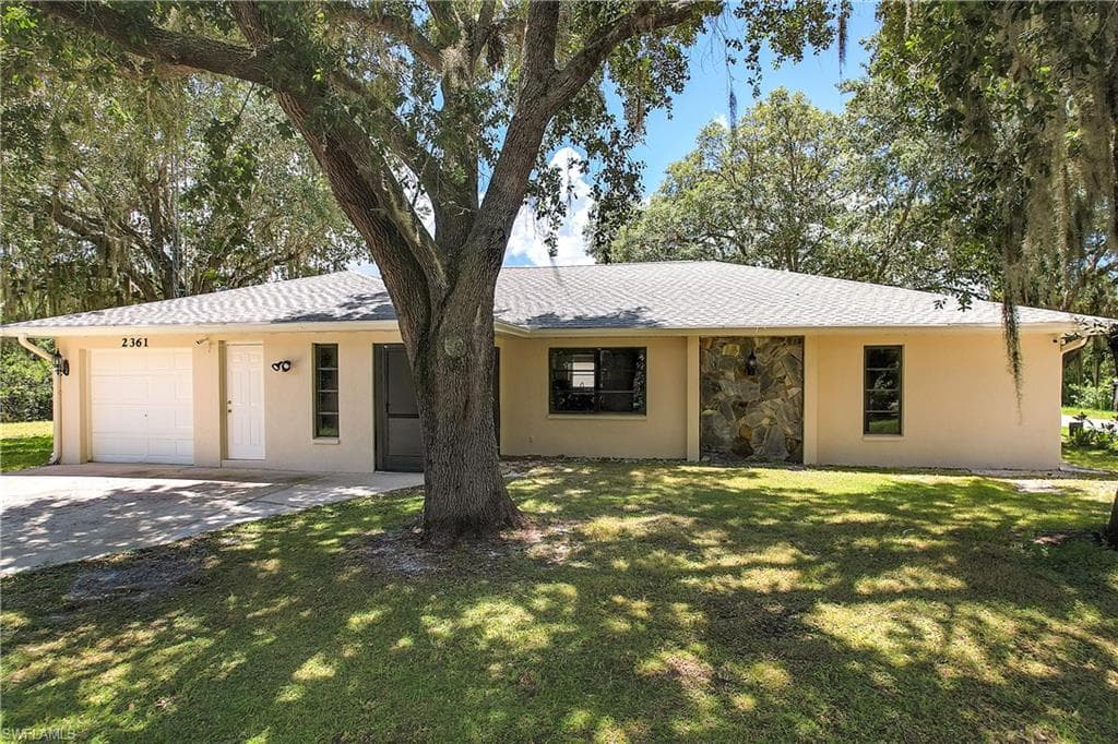 2361 Bendixen ST PORT CHARLOTTE, FL 33953