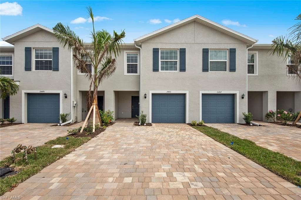 15452 Wildflower CIR NAPLES, FL 34119