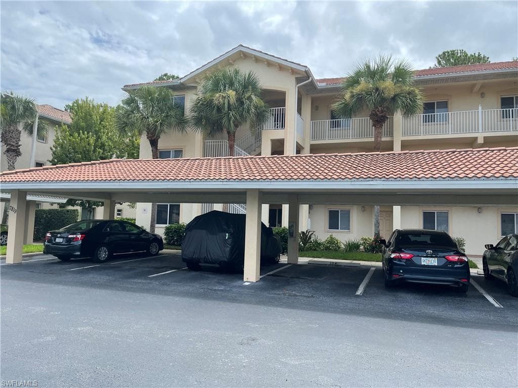 7819 Regal Heron CIR 101 NAPLES, FL 34104
