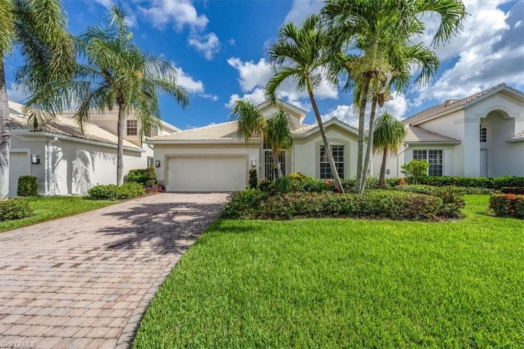 1757 Marsh RUN NAPLES, FL 34109