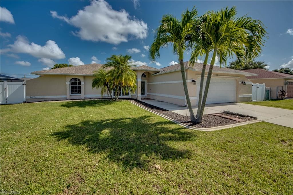 131 SE 20th ST CAPE CORAL, FL 33990