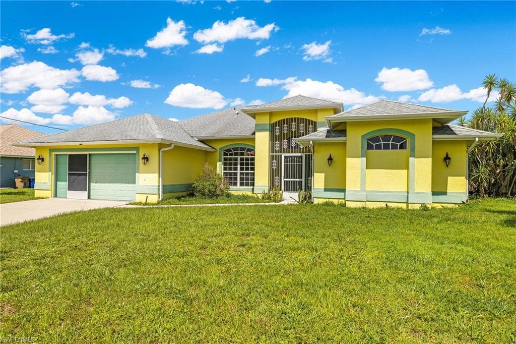 714 Hibiscus AVE LEHIGH ACRES, FL 33972