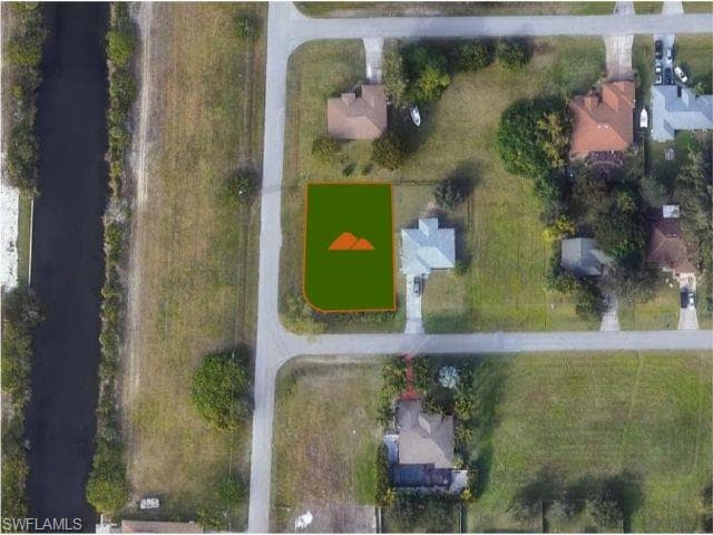 3007 10th ST CAPE CORAL, FL 33993