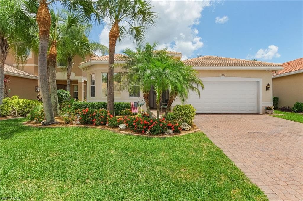 11223 Yellow Poplar DR FORT MYERS, FL 33913