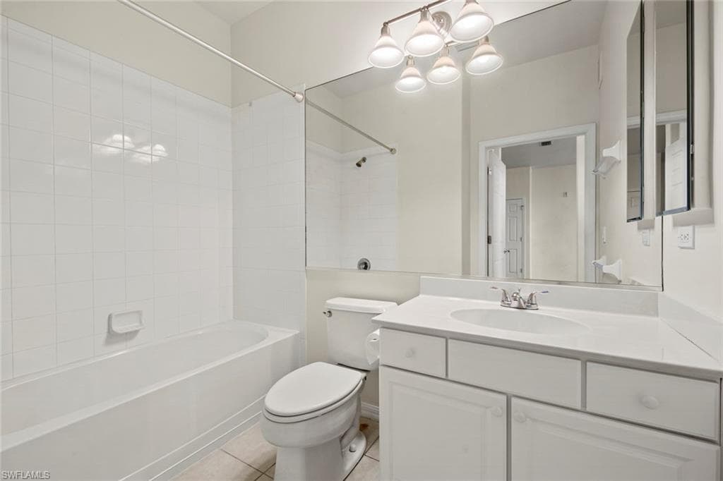11711 PASETTO LN 409 FORT MYERS, FL 33908
