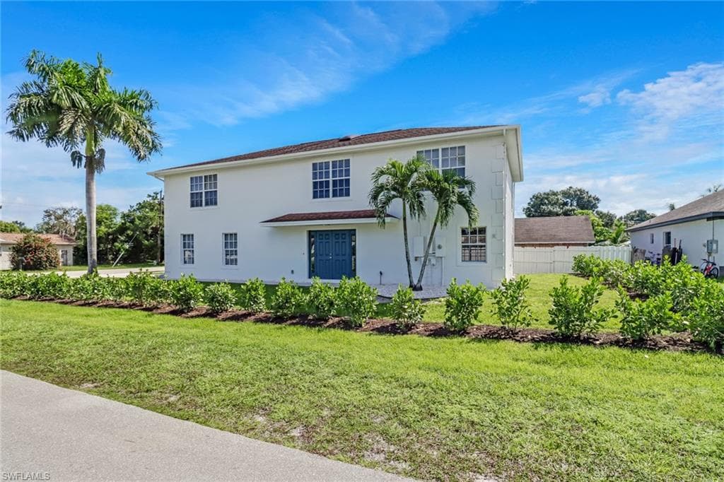 10650 Ragsdale ST BONITA SPRINGS, FL 34135