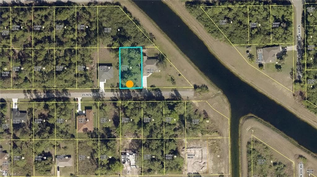2806 15th ST W LEHIGH ACRES, FL 33971