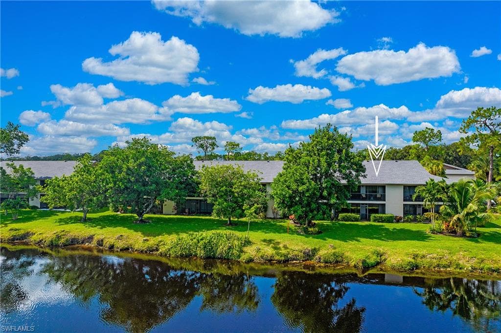 1215 Commonwealth CIR D-204 NAPLES, FL 34116