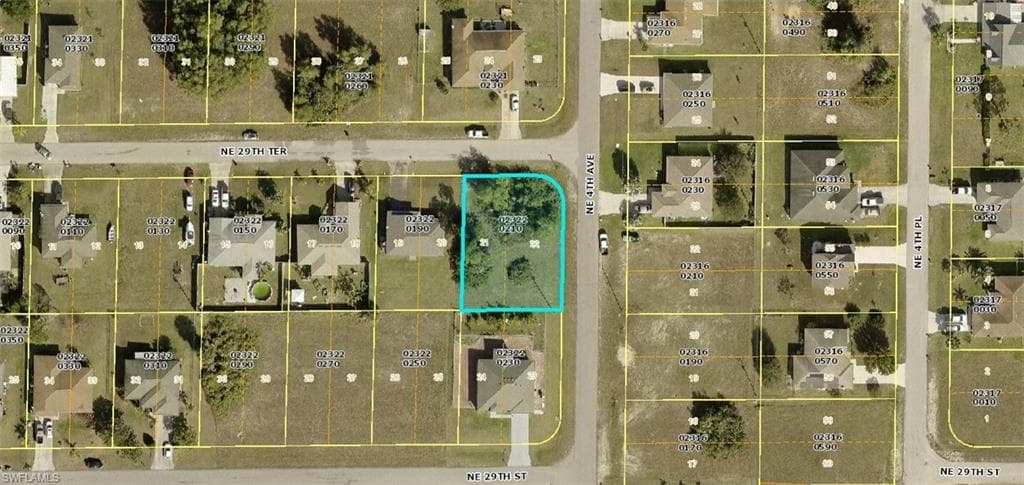 346 NE 29th TER CAPE CORAL, FL 33909