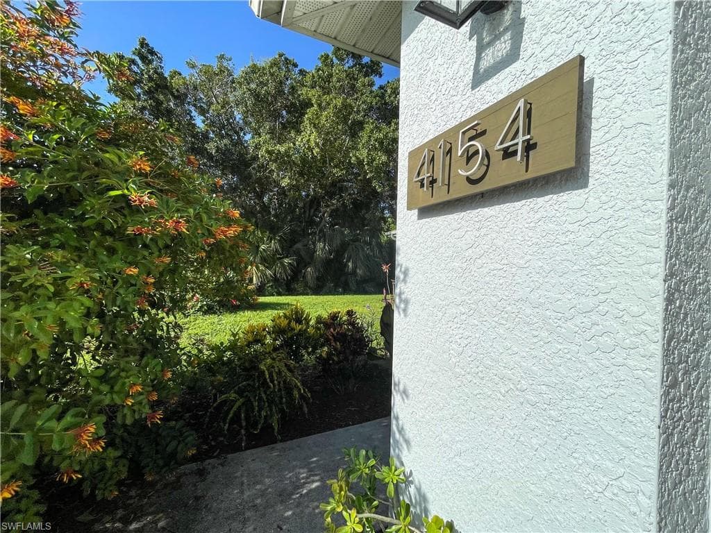 4154 NW 39th PL CAPE CORAL, FL 33993
