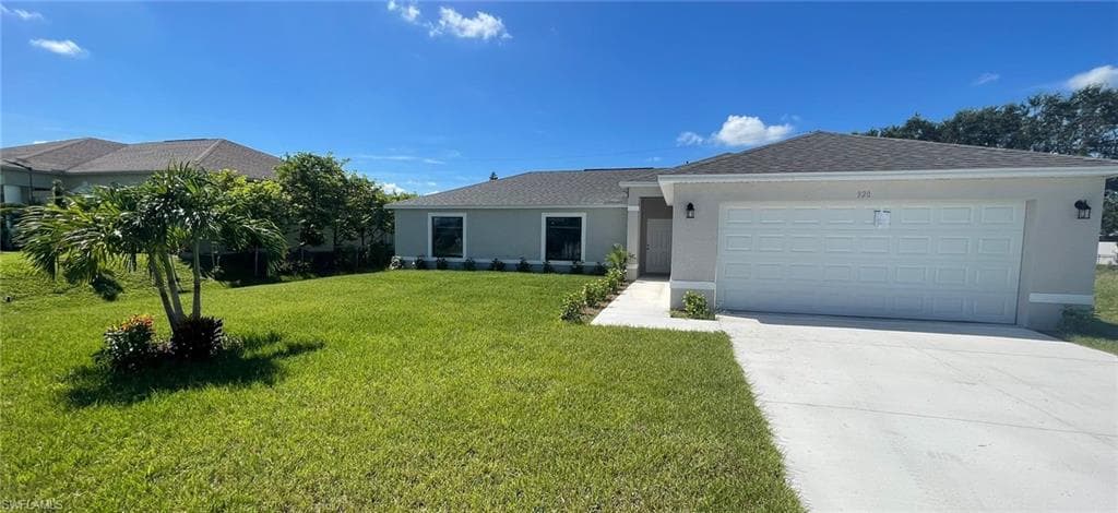 920 NE 9th TER CAPE CORAL, FL 33909