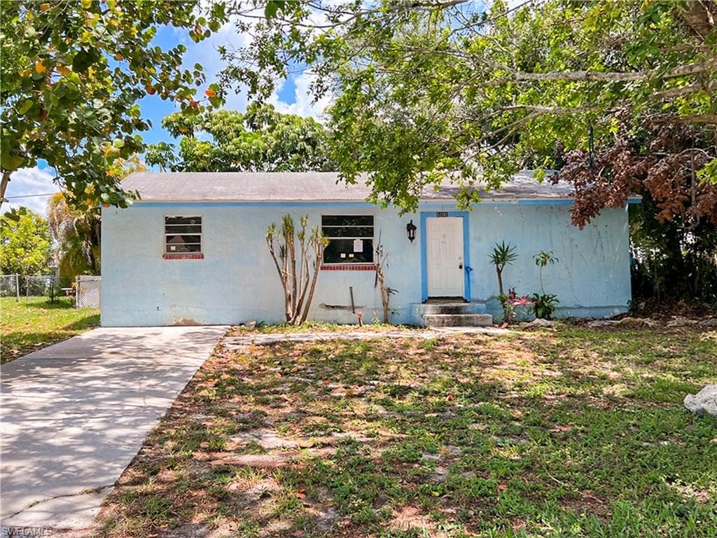 5101 32nd AVE SW NAPLES, FL 34116