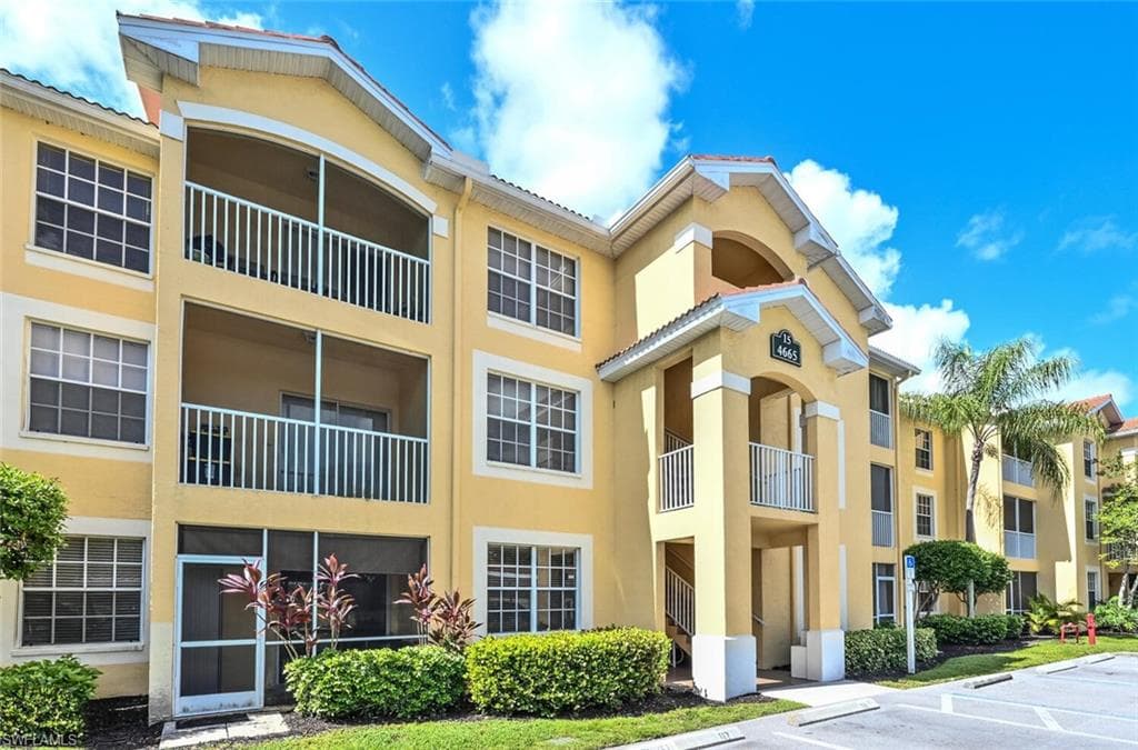 4665 Saint Croix LN 1532 NAPLES, FL 34109
