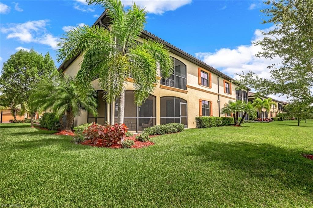 17271 Cherrywood CT 8704 BONITA SPRINGS, FL 34135