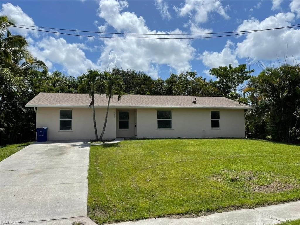 15311 School ST FORT MYERS, FL 33908
