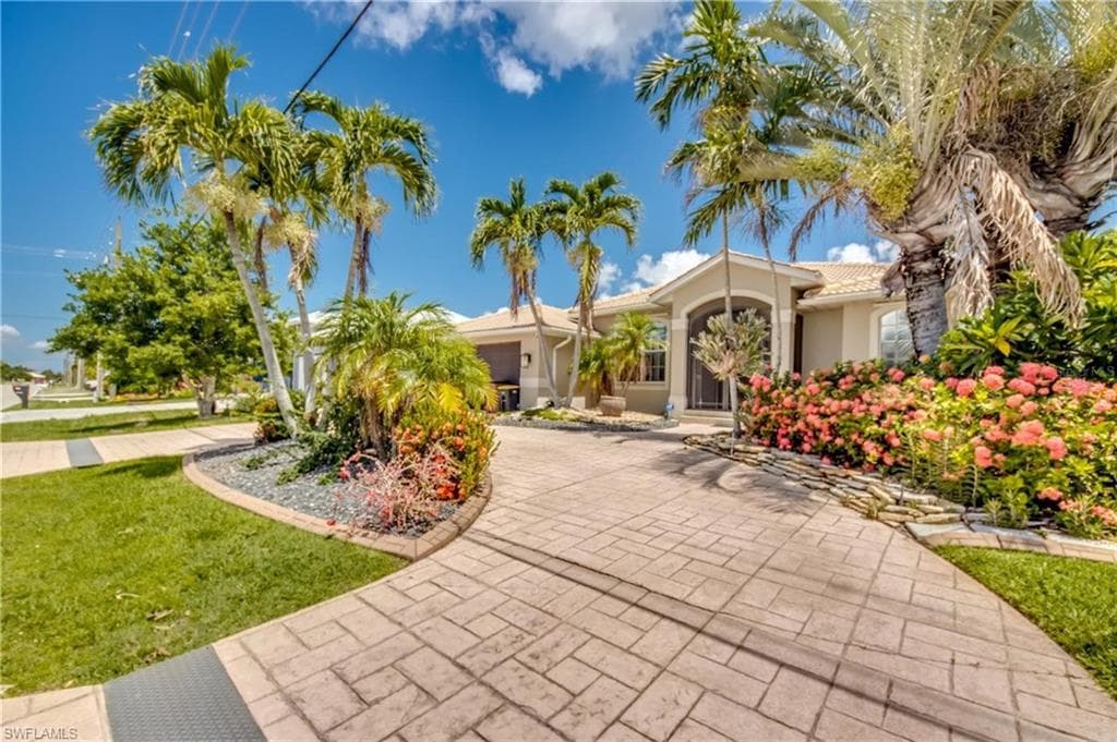 2030 Aqui Esta DR PUNTA GORDA, FL 33950