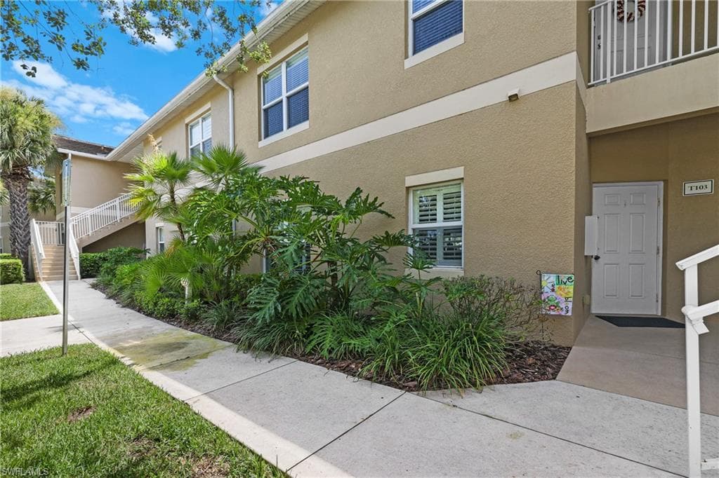 12171 Summergate CIR 103 FORT MYERS, FL 33913