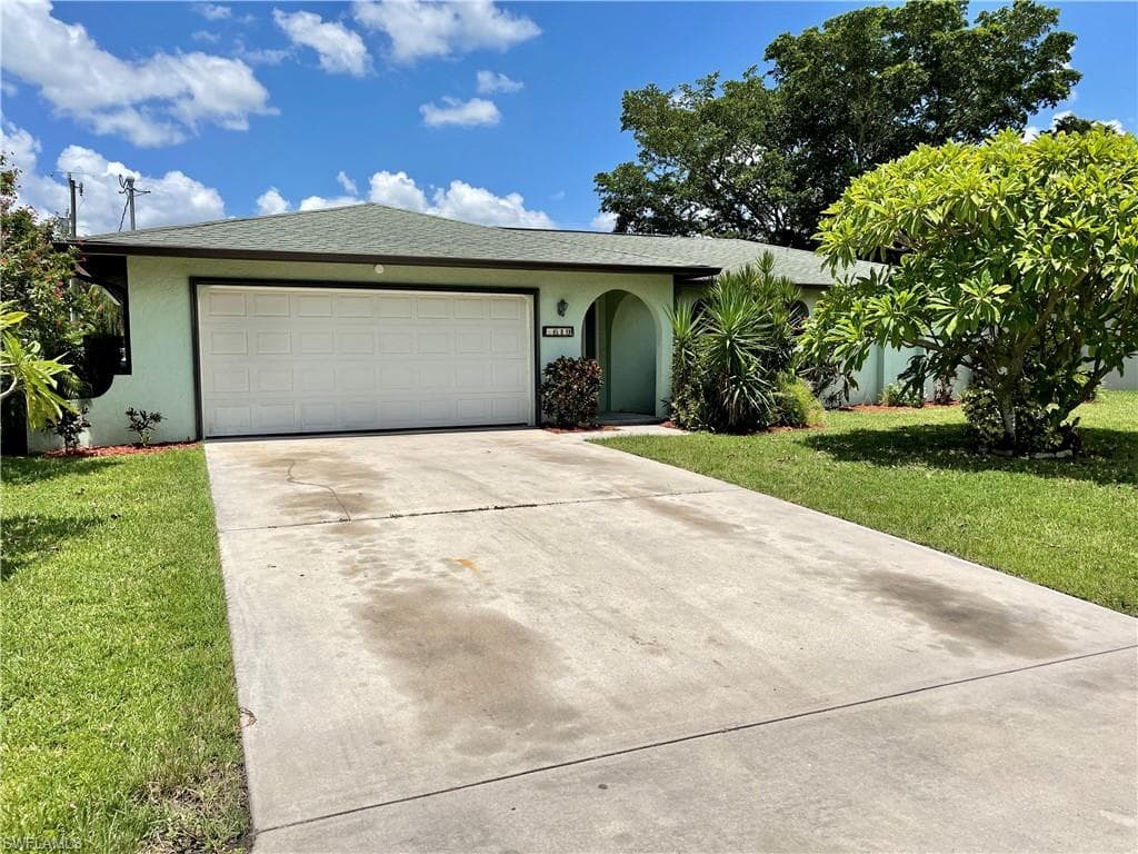 619 SE 19th TER CAPE CORAL, FL 33990