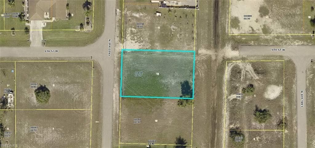 808 Fred AVE N LEHIGH ACRES, FL 33971