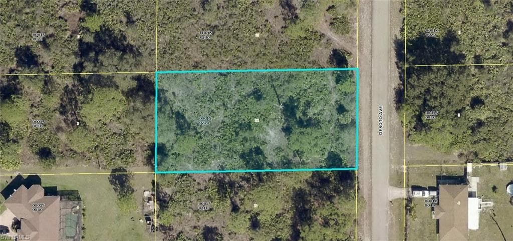 1319 Desoto AVE LEHIGH ACRES, FL 33972
