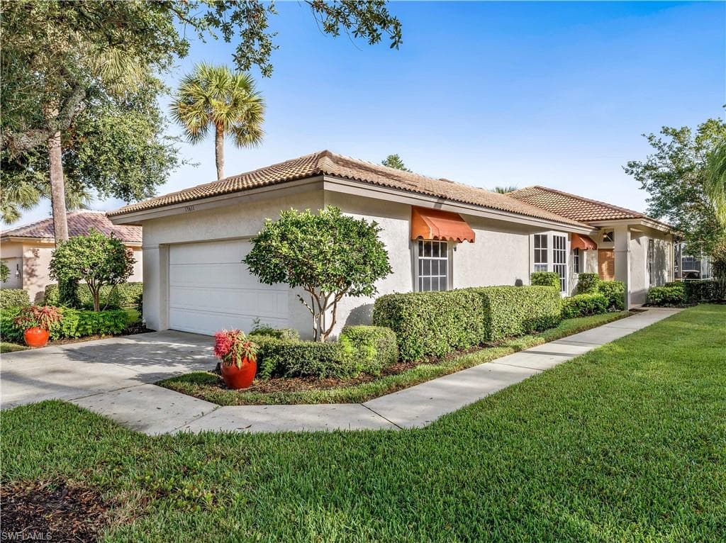 13611 Southampton DR BONITA SPRINGS, FL 34135